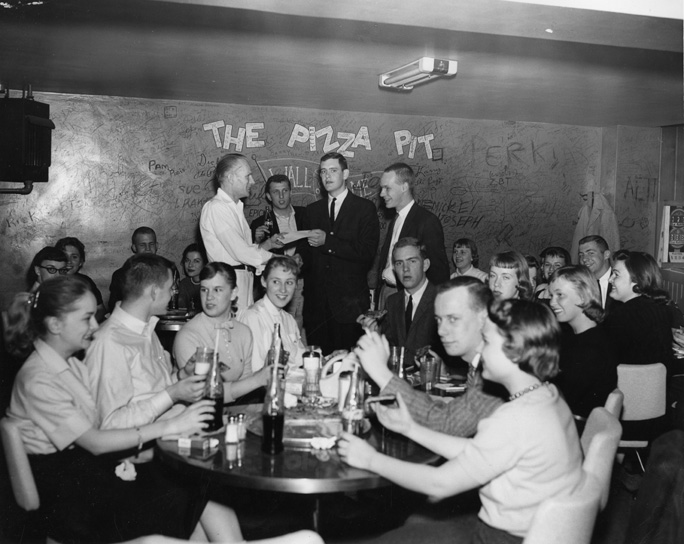 Students in the Pizza Pit, 1958 Students in the Pizza Pit, 1958