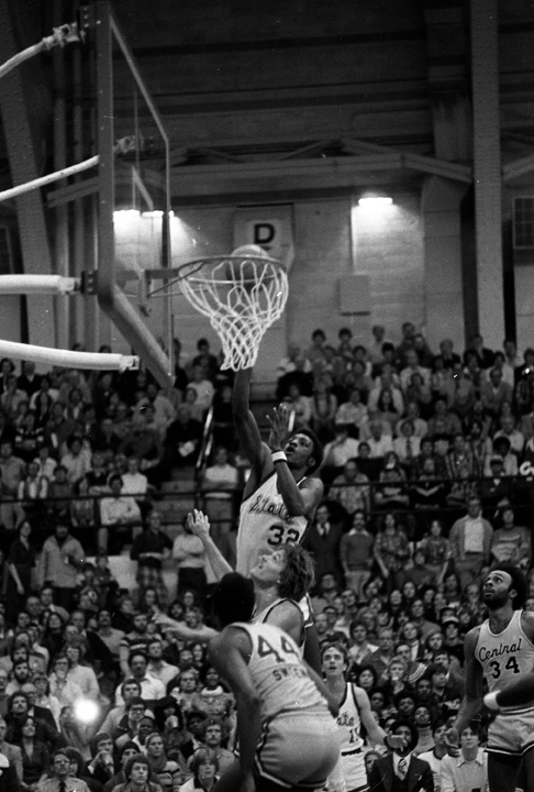 Greg Kelser Lays One Up