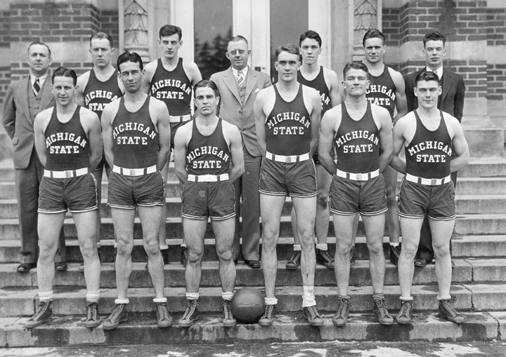 1932 Basketball Team