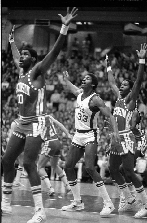 Magic Johnson with hands in air, 1979