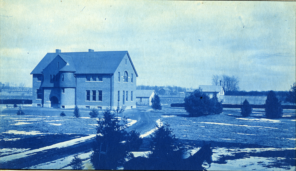 81. Horticultural Laboratory (Eustace- Cole Hall) circa 1888.