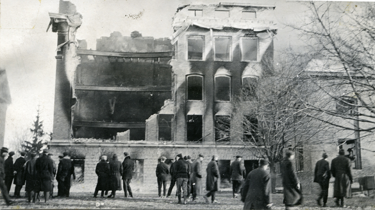 Engineering Building after the fire, 1916