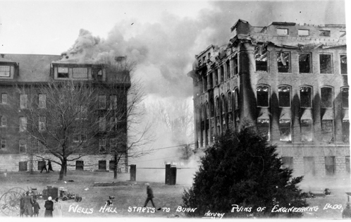 1916 Wells Hall Fire