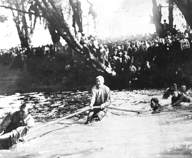 Red Cedar River Tug of War, 1913