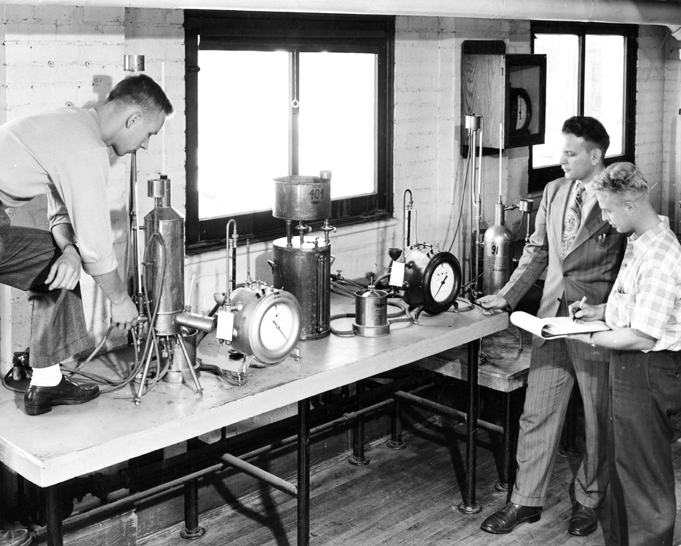 Chemical Engineering Students and Faculty, 1947