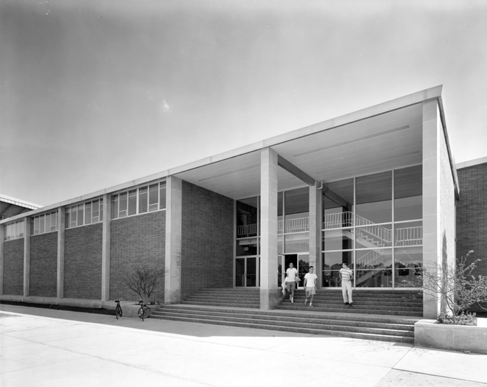 Students leaving IM Sports West.