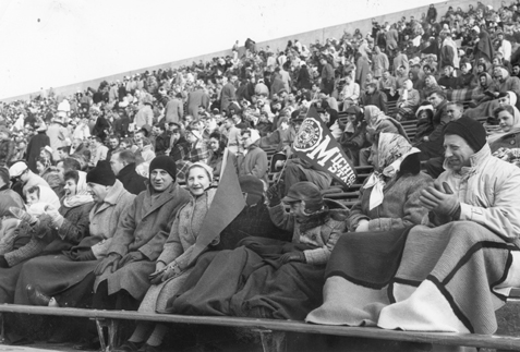 Fans at an MSU football game, 1957