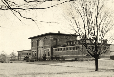 The Veterinary Surgery and Clinic, 1921