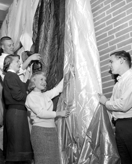 Students decorate dance, 1959