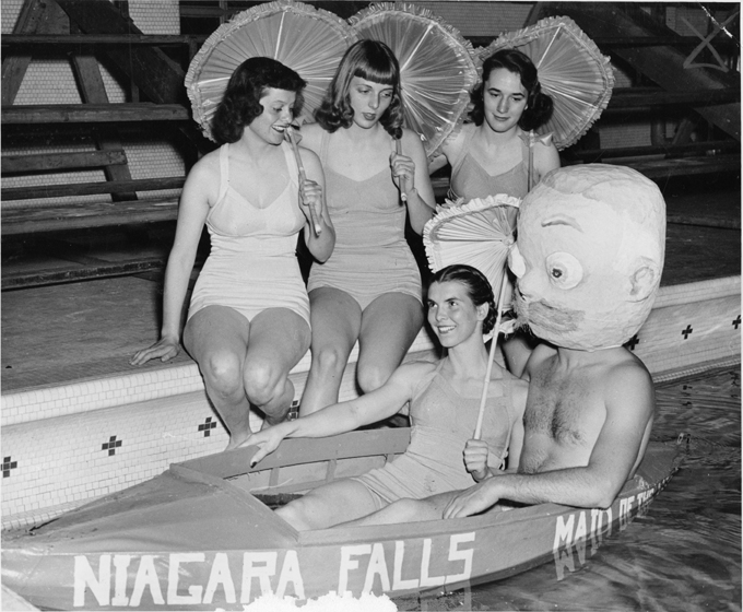 Green Splash performs "Esquire Escapades," 1949
