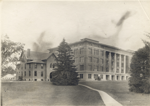 Old and new Agriculture Halls, ca. 1909-1912