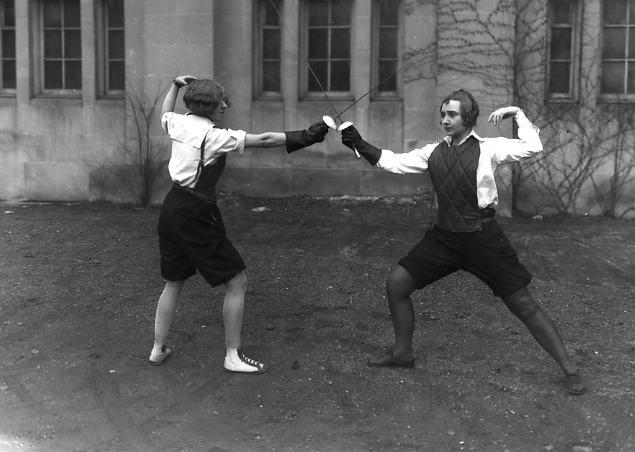 Two women fencing, 1929