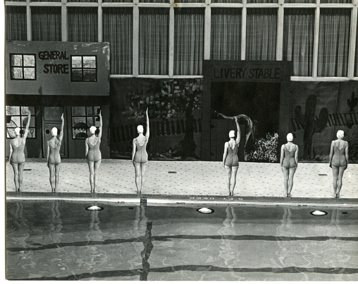Green Splash members about to jump into the pool
