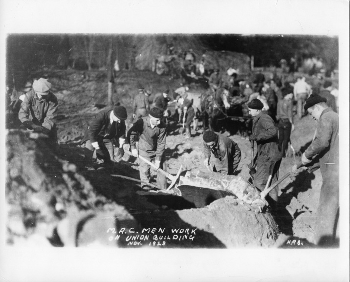 Digging the foundation of the Memorial Union, 1923