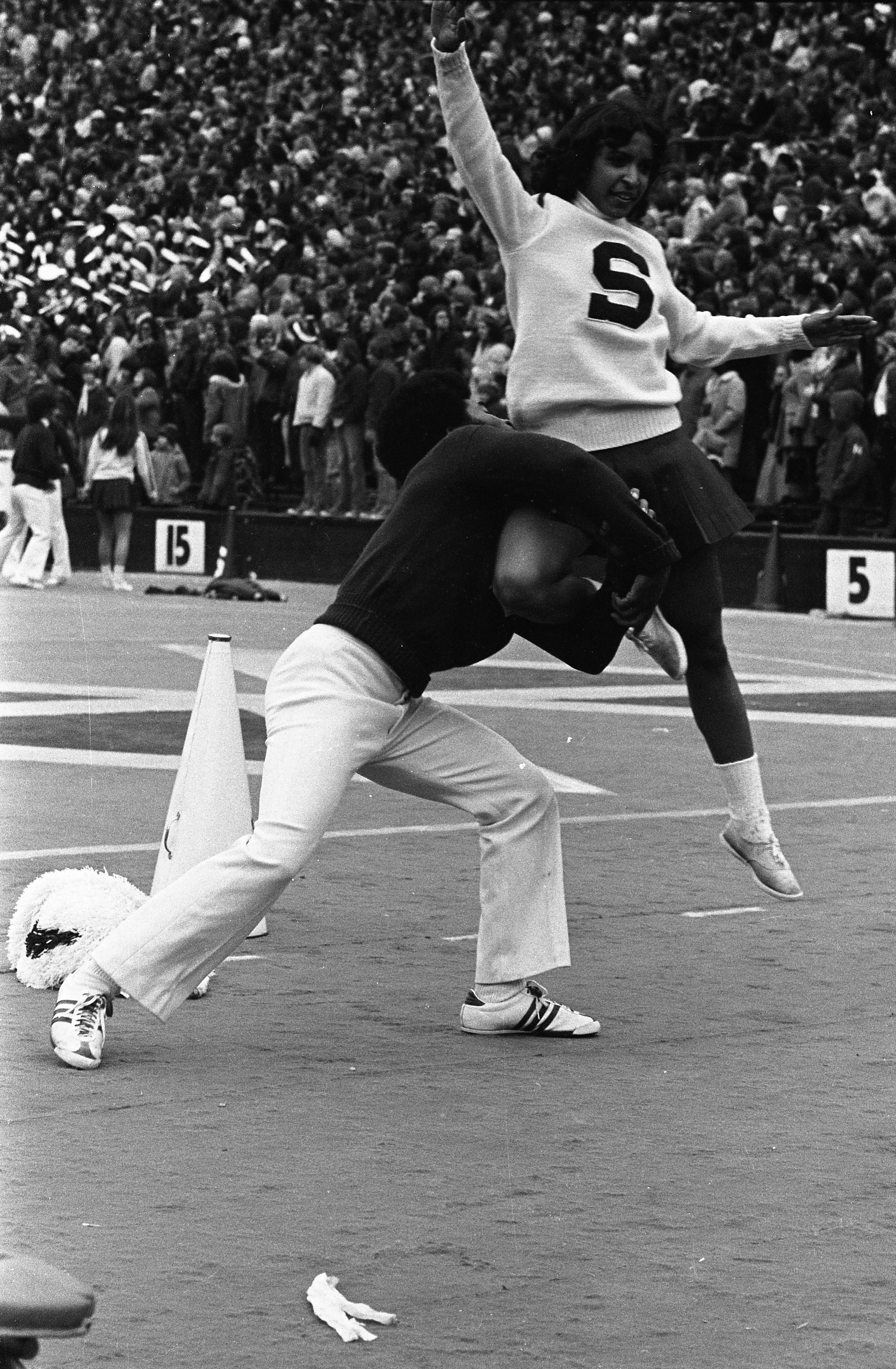 Cheerleaders at the MSU vs Ohio State game, 1972