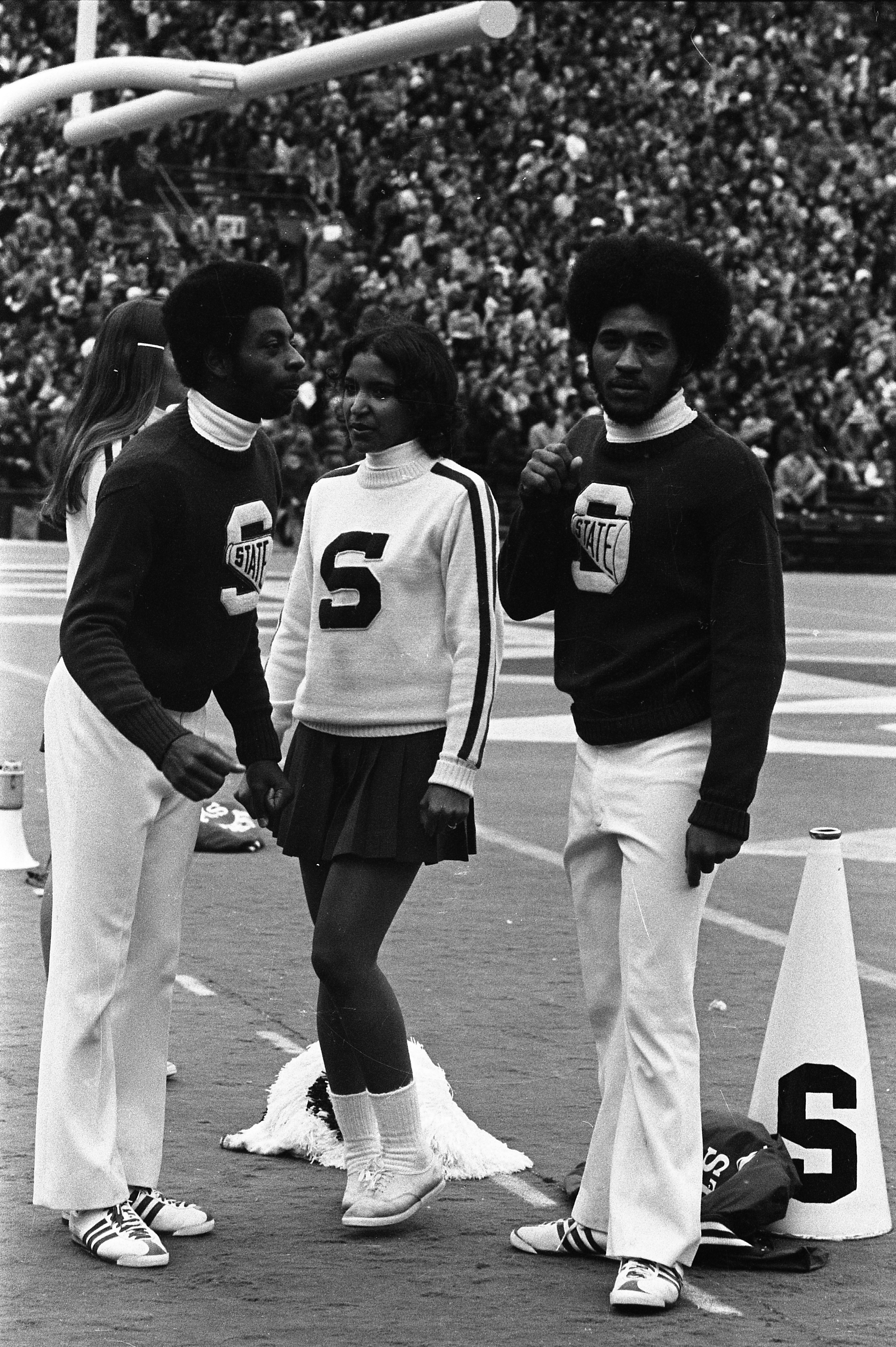 Cheerleaders at the MSU vs Ohio State game, 1972