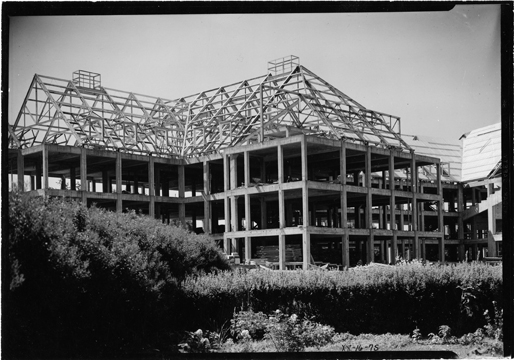 Landon Hall construction, 1947