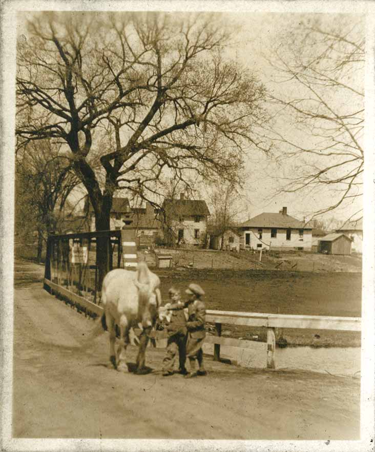 Farm Lane Bridge with children, circa 1925
