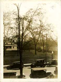 Pin hole picture by Onn Man Liang, circa 1925