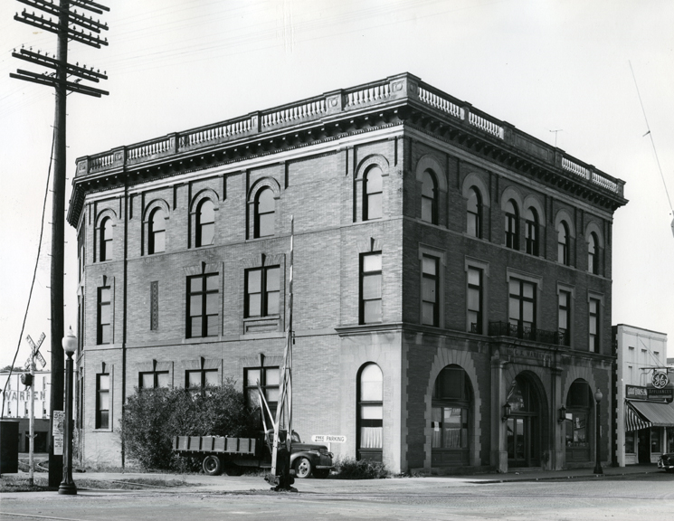 The E.K. Warren Building