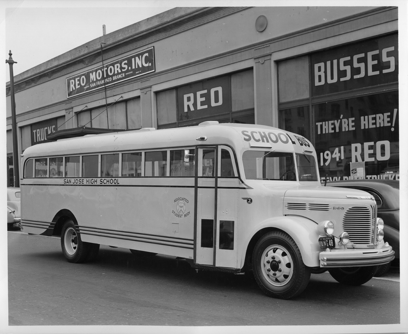 REO Motors School bus, 1941