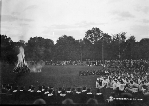 Cap Night, 1920