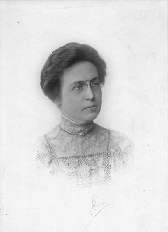 Maude Gilchrist, undated