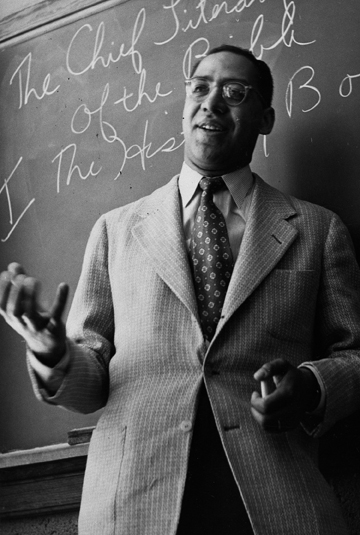 David Dickson lecturing, 1973