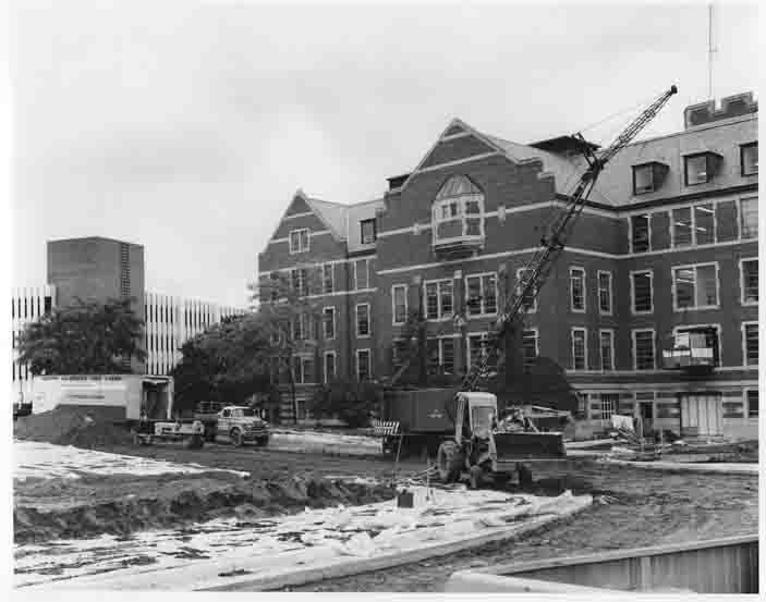 Installation of computer in the Computer Center, date unknown