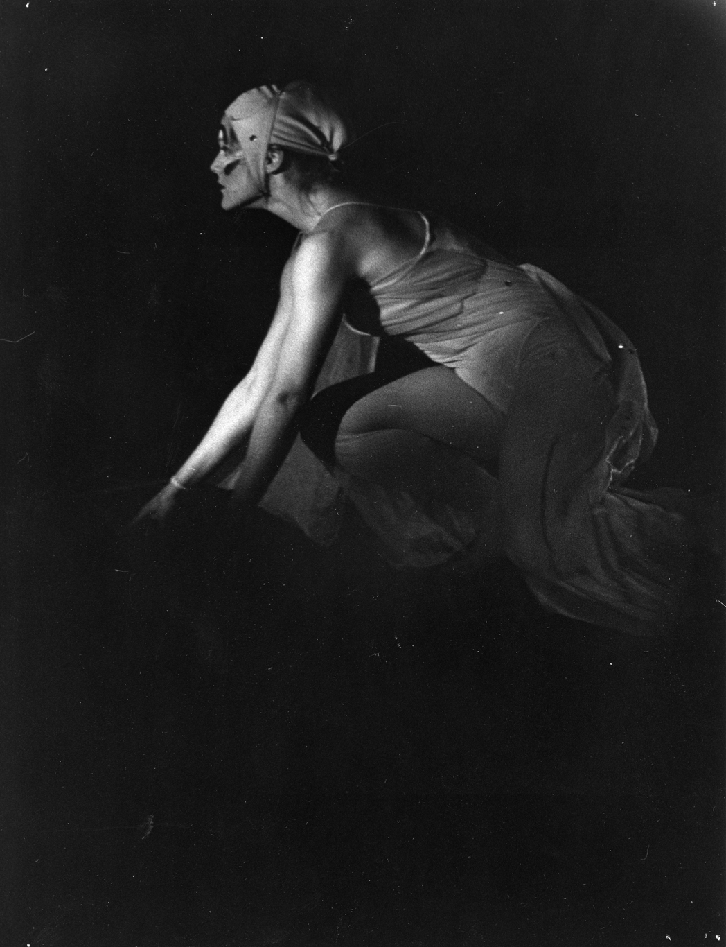 Diane Newman performs "Lunar Muse," 1975