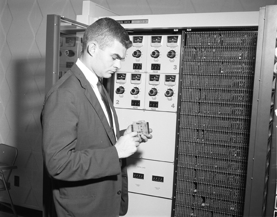 Examination of a computer part